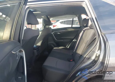2019 Toyota Rav4 Xle z USA, uszkodzony, nr VIN 2T3P1RFV3KW064566